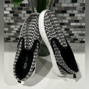 GAP Star Wars boys black and white printed sneakers /size 3